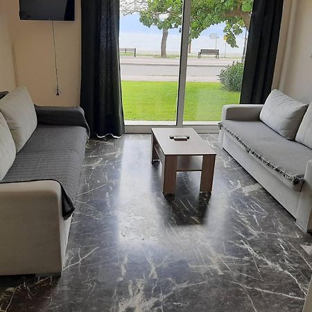 Nafpaktos Seaside Apartment Экстерьер фото